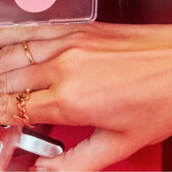 LOVE Script Ring - Picture 3 of 6